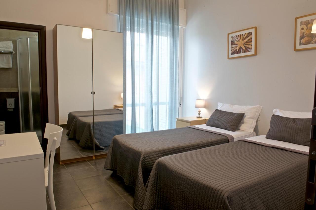 Hotel Ristorante Centosedici Terracina Ngoại thất bức ảnh